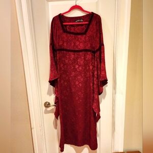 Eternal Love Medieval Gown - Mulberry Wine